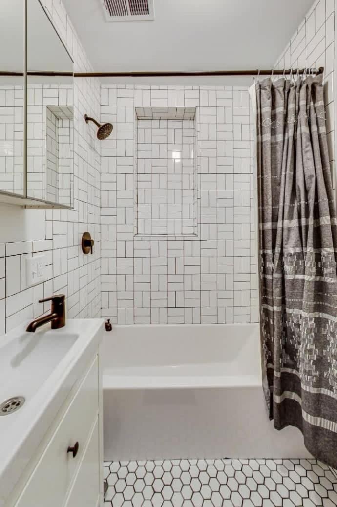 Modern 2Br With Patio & Cozy Space Chicago Esterno foto